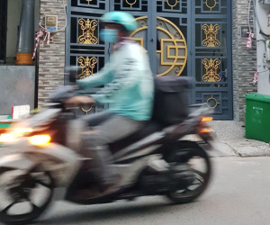 Vụ bác sĩ chở thi thể cô gái nâng ngực tử vong đến trại hòm: Chồng nạn nhân tiết lộ vợ khỏe mạnh, chưa từng đi làm đẹp