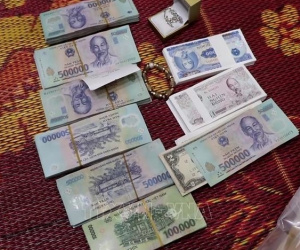Phá đường dây cá độ bóng đá 350 tỉ đồng