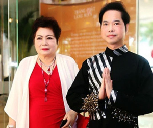 Mẹ ruột Ngọc Sơn vừa qua đời: 28 năm làm hiệu trưởng, nắm giữ mọi tiền bạc của con khi về già