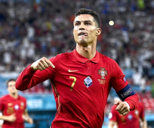 Bồ Đào Nha dừng bước từ vòng 1/8, Ronaldo vẫn đoạt Vua phá lưới Euro 2020