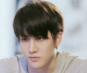 Đêm ký đơn ly hôn, nhìn tô mì nóng hổi vợ nấu cho, tôi lập tức xé đơn rồi ôm chầm lấy cô ấy