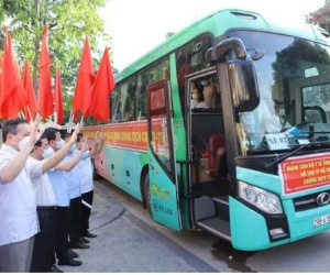 59 y, bác sĩ Thanh Hóa lên đường hỗ trợ TP HCM chống dịch Covid-19