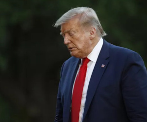 Cựu Tổng thống Donald Trump đòi xử tử người lộ tin ông trốn trong hầm?