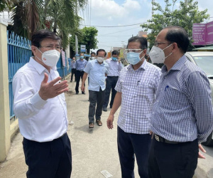 NÓNG: TP.HCM xem xét mở lại chợ truyền thống