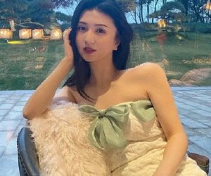 Hot girl Trung Quốc qua đời vì nhiễm trùng sau khi hút mỡ bụng