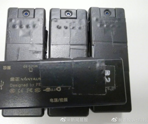 Lắp camera lên giày để quay lén phụ nữ, người đàn ông lập tức bị phát hiện và bắt giữ
