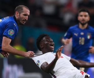 Sốc: Người Anh yêu cầu đá lại chung kết Euro 2020, vì sao?