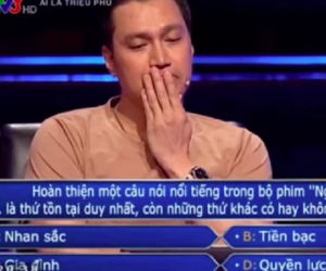 Ai là triệu phú: Việt Anh nghẹn ngào kìm nước mắt với câu hỏi nhắc đến nhân vật đặc biệt trong phim Người Phán Xử