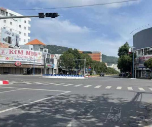 Cận cảnh TP Vũng Tàu... 'không một bóng người'!