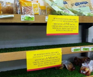 Siêu thị Sài Gòn: Người dân chỉ mua 1 vỉ trứng, dành phần khách đến sau