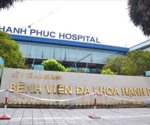 Xử lý bệnh viện tư nhân đăng thông báo tiêm vắc xin Covid-19 dịch vụ
