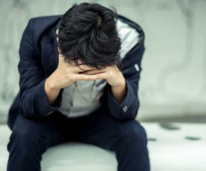 Chưa kịp mừng vì nhận được tiền của bố vợ để mua xe, tôi đã 'ngấm đòn' với chiêu độc của ông