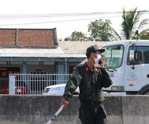 Quảng Nam yêu cầu người dân không ra Đà Nẵng, hạn chế tập trung đông người