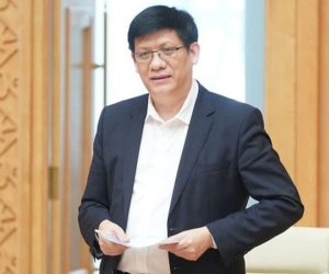 Bộ trưởng Bộ Y tế: Chuẩn bị sẵn sàng cho 'kịch bản xấu và xấu hơn'