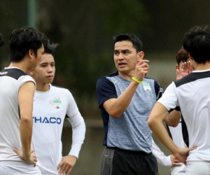Nhiều CLB không đồng ý hoãn V-League đến năm 2022