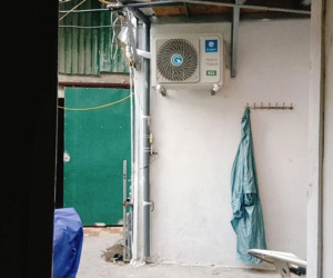 Hàng xóm mới lắp điều hoà ở vị trí khó đỡ suốt 2 tháng, người phụ nữ chụp ảnh 'cầu cứu' dân mạng
