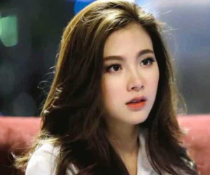 Chồng đưa 500 triệu yêu cầu vợ nghỉ việc ở nhà làm ô sin, tôi chưa kịp mừng thì nhận được cuộc gọi 'sốc' từ mẹ đẻ