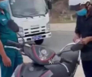 Dừng nhiệm vụ Phó chủ tịch phường nói 'bánh mỳ không phải hàng thiết yếu'