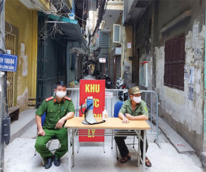 Hà Nội thêm 14 ca dương tính SARS-CoV-2, trong đó 4 người phát hiện qua sàng lọc cộng đồng, 1 người xét nghiệm lần thứ 6 mới dương tính