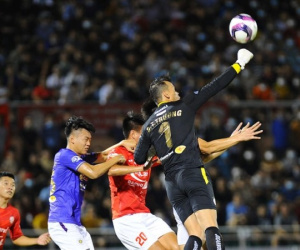 Bị phản ứng gay gắt, VPF lý giải việc dừng V-League suốt nửa năm