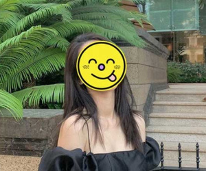 Gái xinh từng bị đồn làm tuesday, được bồ đại gia mua cho xe hơi 5 tỷ bất ngờ lên mạng nói chuyện yêu đầy người sau khi bỏ chồng