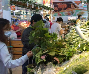 Siêu thị TPHCM bán combo đồng giá rau củ, thịt trứng dùng trong nhiều ngày