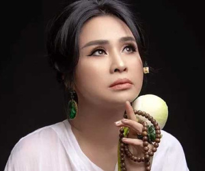 Ca sĩ Thanh Lam lên tiếng về thông tin được ưu ái khi tiêm vắc-xin Covid-19