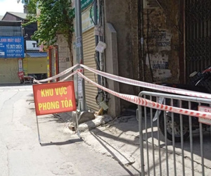 Hà Nội: Thêm 21 ca dương tính SARS-CoV-2, trong đó 1 học sinh lớp 10 ở Văn Chương và 1 người ở Phố Huế được phát hiện qua sàng lọc ho sốt