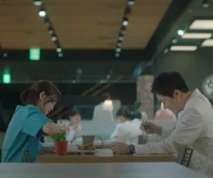 Preview Hospital Playlist 2 tập 7: Bệnh viện rơi vào rắc rối, 'nhà Gấu' chuẩn bị thành đôi còn Song Hwa - Ik Jun hẹn hò?