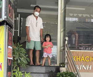 Ông bố mất 3 người thân trong đại dịch: Vợ chồng tôi đã được ra viện