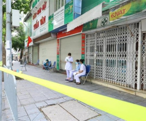 Người dân Hà Nội được ra đường trong những trường hợp nào khi giãn cách toàn xã hội?