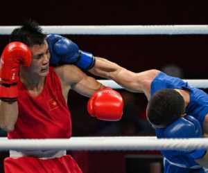 Tin cực vui tại Olympic: Võ sĩ boxing Nguyễn Văn Đương đấm ngã đối thủ, xuất sắc tiến vào vòng 1/8