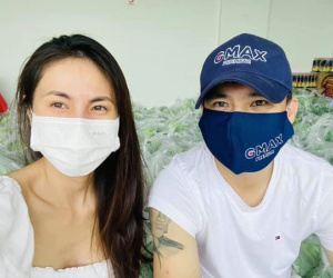 Antifan tung bằng chứng Thủy Tiên 'của người phúc ta', lấy đồ Hà Tĩnh phát cho người từng xin mình cứu trợ?