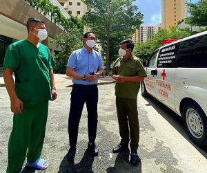 Ông Đoàn Ngọc Hải tặng 14 máy thở, 1.000 bộ đồ bảo hộ cho bệnh viện dã chiến ở Sài Gòn
