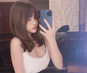 Xuất hiện streamer gần 700 ngàn follows tự nhận là nữ chính trong kho ảnh nóng 40G khiến dân mạng xôn xao