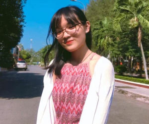 Nữ sinh duy nhất đạt điểm 10 Văn tốt nghiệp THPT 2021: Học chuyên Anh, trật tủ Sóng, đi thi cho vui nhưng điểm môn nào cũng cao chót vót
