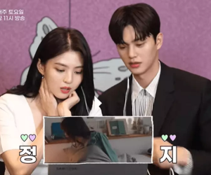 Phim 19+ Nevertheless: Han So Hee ngượng chín mặt khi xem lại cảnh giường chiếu với Song Kang