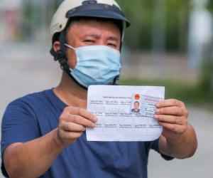 Phường đầu tiên ở Hà Nội kiểm soát 2.500 'phiếu đi đường' của người dân