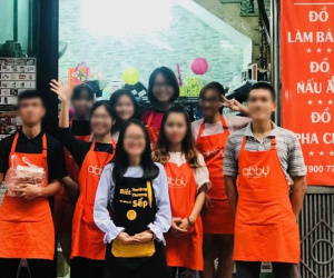Bị quản lý cũ tố bóc lột nhân viên, bắt ký cam kết không phốt công ty, bán đồ không rõ nguồn gốc, ABBY xác nhận 'nội bộ công ty đang tổ chức họp để giải quyết'