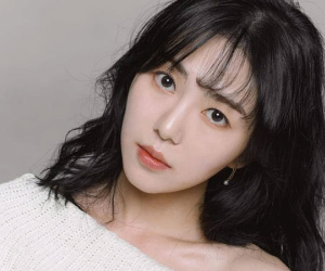 SỐC: Nữ idol Mina (AOA) tự tử lần thứ 4, đang được phẫu thuật khẩn cấp