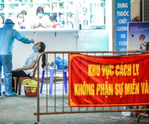 Từ ngày 1/8, người dân các tỉnh, thành đang áp dụng Chỉ thị 16 không được rời khỏi nơi cư trú
