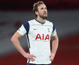 Kane bị Tottenham trừng phạt vì bỏ tập