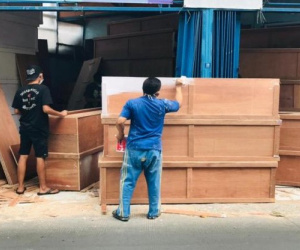 Nghề đóng quan tài trong đại dịch Covid-19 tàn khốc ở Indonesia