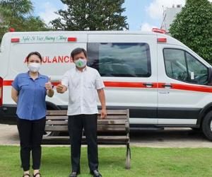 NS Việt Hương đăng đàn bức xúc vì bị chỉ trích vô cớ chuyện tặng xe cứu thương 2,5 tỷ cho ông Đoàn Ngọc Hải