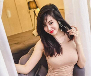 Bị nói móc 'chỉ biết khoe thân', bà Tưng đáp trả: Ngoài tri thức tâm hồn, cơ thể là điều phụ nữ tự hào nhất