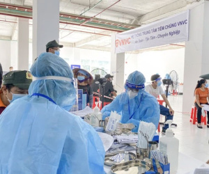 Bình Dương vượt mốc 22.000 ca nhiễm COVID-19, thành lập Văn phòng thường trực cho chiến dịch tiêm vắc xin 'thần tốc'