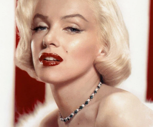 Phim về 'biểu tượng sex' Marilyn Monroe của Netflix bị hoãn chiếu, lý do vì yếu tố 18+ 'vượt nóc' gây khó chịu?