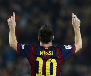 Toàn bộ sự nghiệp vĩ đại của Messi tại Barcelona qua ảnh