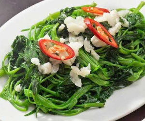 Tưởng lành nhưng đây là 4 tác dụng phụ tai hại của rau muống, nếu thuộc 1 trong 4 nhóm người này nên tránh xa