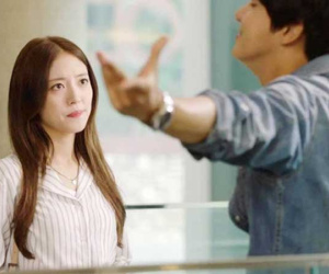 Nhìn thùng đồ mẹ chồng dưới quê gửi lên mà tôi ngao ngán tột cùng, còn ông xã lại nói một câu bẽ bàng